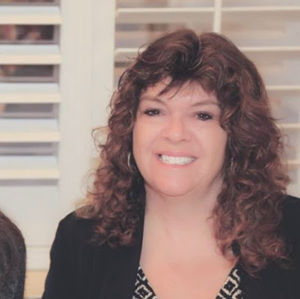 Meet your Posher, Leslie